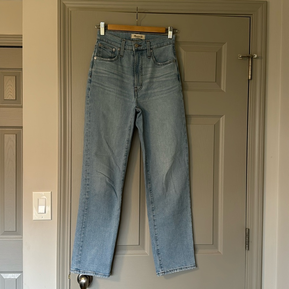 Madewell The Perfect Vintage Straight Jean Size 24
